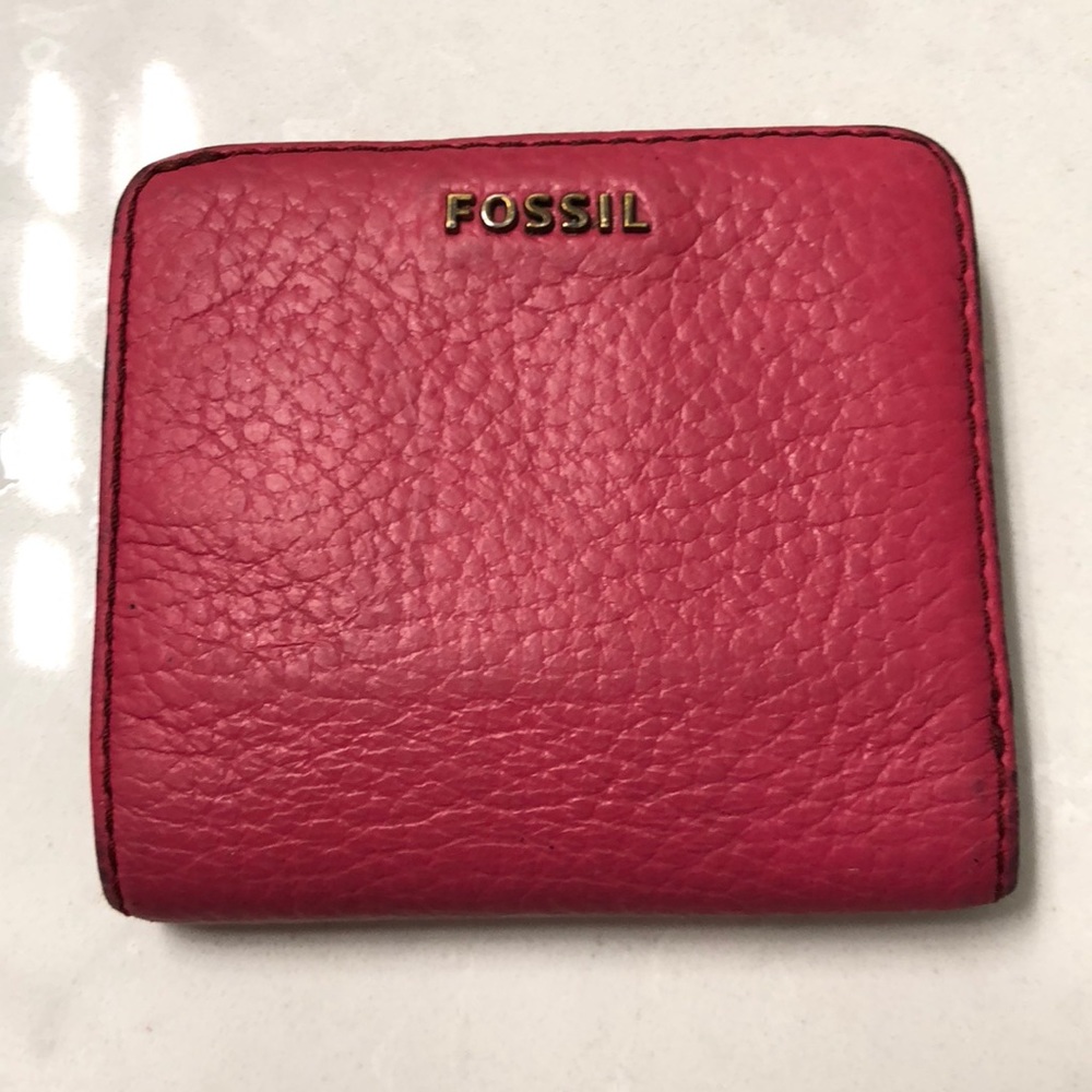 Pink fossil wallet